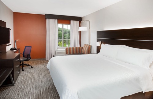 Haskell Hotel | Discover Comfort at Holiday Inn Express Haskell - Wayne Area