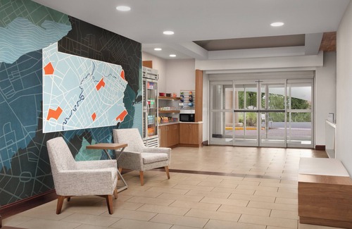 Chambersburg Hotel | Family-Friendly Holiday Inn Express Chambersburg with Pool