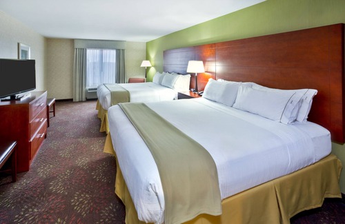 Frankenmuth Hotel | Top-Rated Holiday Inn Express Hotel & Suites Frankenmuth