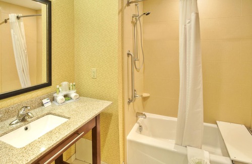 Frankenmuth Hotel | Top-Rated Holiday Inn Express Hotel & Suites Frankenmuth