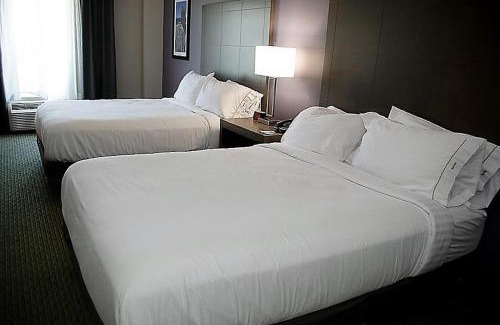 Port Aransas Hotel | Discover Holiday Inn Express Port Aransas: Family-Friendly Getaway