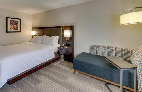 Kettering Hotel | Comfortable Stay at Holiday Inn Express Dayton-Centerville