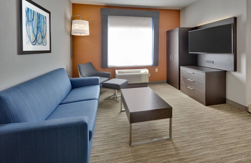 Duncanville Hotel | Comfortable Stay at Holiday Inn Express Dallas - Duncanville