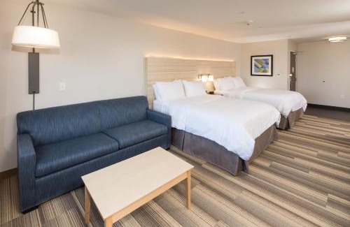 Logansport Hotel | Comfortable Stay at Holiday Inn Express Logansport with Pool
