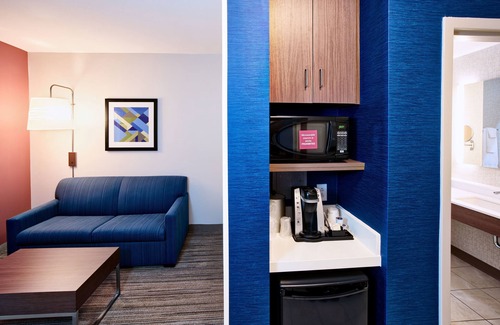 Dieppe Hotel | Exceptional Holiday Inn Express Dieppe with Pool & Breakfast