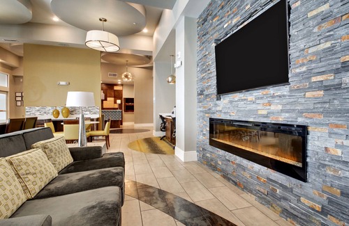 Albany Hotel | Quality Stay at Holiday Inn Express Hotel & Suites Albany