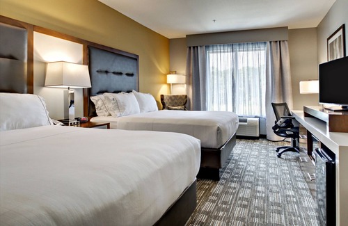 Albany Hotel | Quality Stay at Holiday Inn Express Hotel & Suites Albany