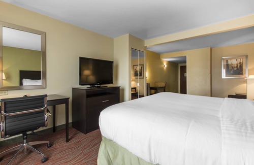 Cullman Hotel | Comfortable Stay at Holiday Inn Express Hotel & Suites Cullman
