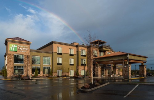 Sequim Hotel | Inviting Holiday Inn Express Hotel & Suites in Sequim