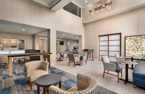 Auburn Hotel | Experience Comfort at Holiday Inn Express Auburn - University Area