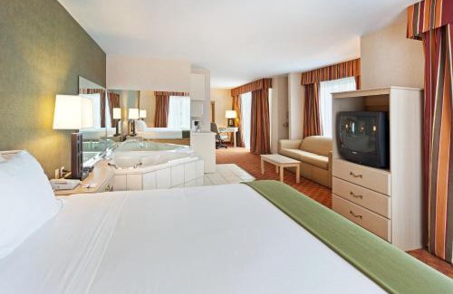 Woodbine Hotel | Exceptional Holiday Inn Express Hotel & Suites Corbin Stay