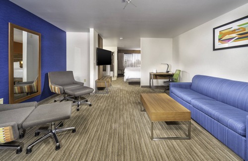 Pasco Hotel | Top-Rated Holiday Inn Express Hotel & Suites in Pasco