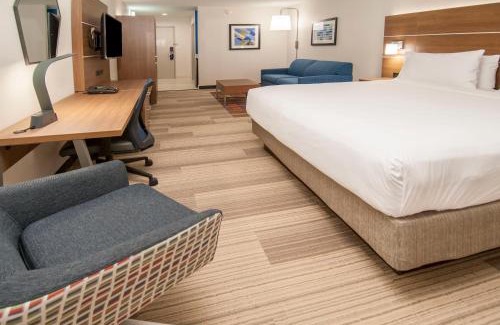 Plano Hotel | Explore Holiday Inn Express & Suites Plano West - Frisco