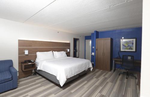Tempe Hotel | Best Oceanfront Experience at Holiday Inn Express Tempe