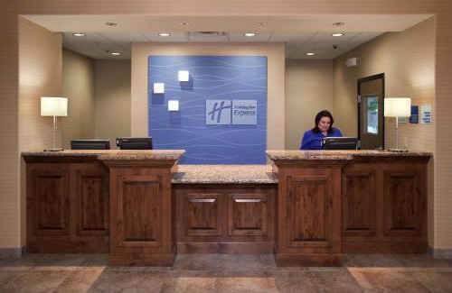Silt Hotel | Family-Friendly Stay at Holiday Inn Express Silt - Rifle