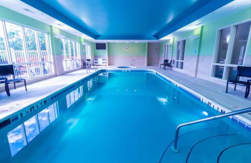 Crestview Hotel | Guest Rated Holiday Inn Express Crestview South I-10