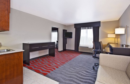 Groveport Hotel | Comfortable Stay at Holiday Inn Express Columbus-Groveport