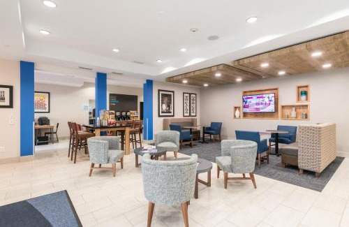 LaGrange Hotel | Comfortable Stay at Holiday Inn Express Lagrange I-85