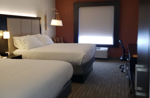 Okeechobee Hotel | Comfortable Stay at Holiday Inn Express Lake Okeechobee