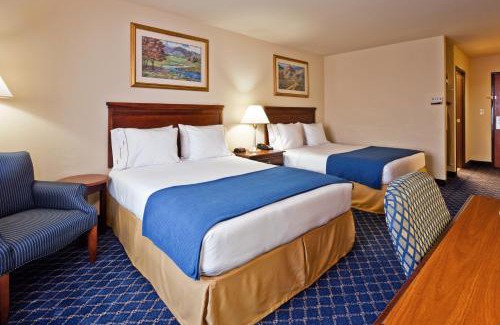 Paragould Hotel | Comfortable Stay at Holiday Inn Express & Suites Paragould