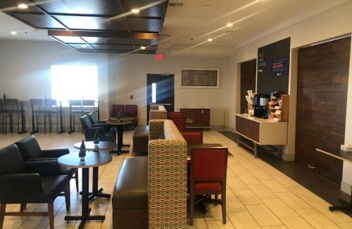 Woodward Hotel | Experience Holiday Inn Express Woodward: Top-Rated Amenities
