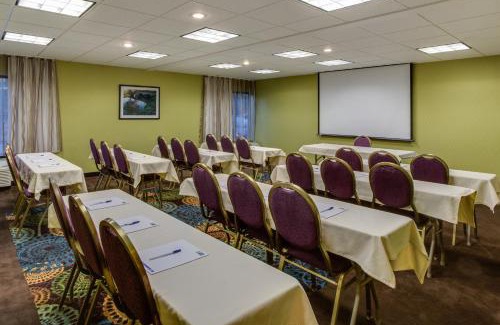 Hunt Valley Hotel | Convenient Stay at Holiday Inn Express Hunt Valley Hotel