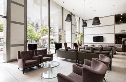 Cavancha Hotel | Discover Holiday Inn Express Iquique with Pool & Spa