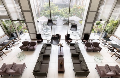 Cavancha Hotel | Discover Holiday Inn Express Iquique with Pool & Spa