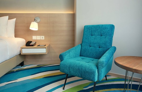 Kebon Kacang Hotel | Comfortable Stay at Holiday Inn Express Jakarta Wahid Hasyim