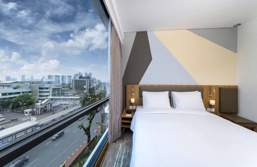 Menteng Hotel | Top-Rated Holiday Inn Express Jakarta Matraman with Breakfast