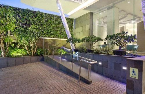 Kebon Kacang Hotel | Comfortable Stay at Holiday Inn Express Jakarta Wahid Hasyim