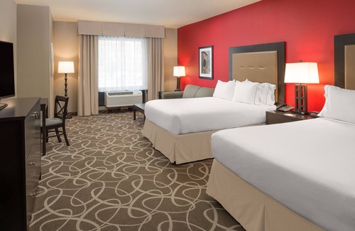 Klamath Hotel | Ideal Stay at Holiday Inn Express Klamath - Redwood Ntl Park