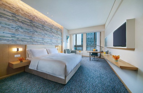 Tongzhou Hotel | Eco-Friendly Comfort at Holiday Inn Express Nantong Textile City