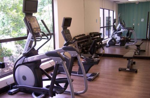 New Albany Hotel | Comfortable Stay at Holiday Inn Express - New Albany