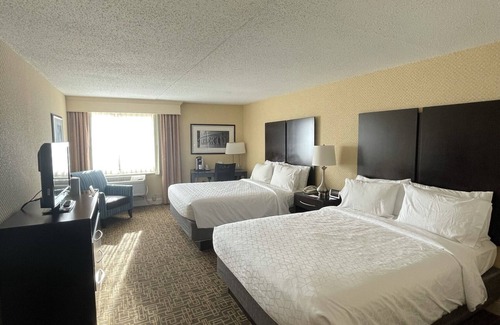Old City Hotel | Discover Holiday Inn Express Philadelphia - Penns Landing