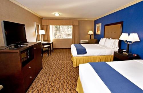 Port Hueneme Hotel | Experience Comfort at Holiday Inn Express Port Hueneme