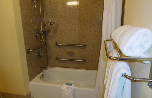Ponca City Hotel | Comfortable Stay at Holiday Inn Express Ponca City