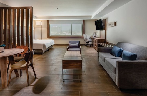 Puebla Hotel | Top-Rated Holiday Inn Express Puebla with Pool & Breakfast