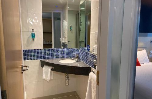 Minster Hotel | Modern Holiday Inn Express Ramsgate – Minster Awaits You