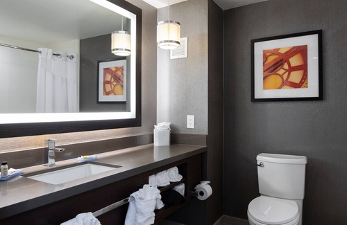 Staumbaugh Heller Hotel | Guest Rated 8.8: Holiday Inn Express Redwood City-Central