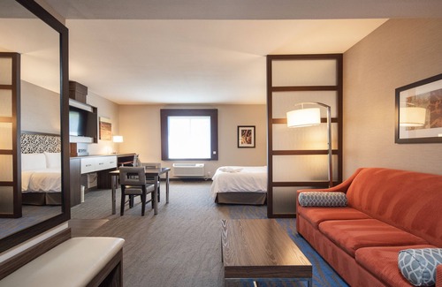 Staumbaugh Heller Hotel | Guest Rated 8.8: Holiday Inn Express Redwood City-Central