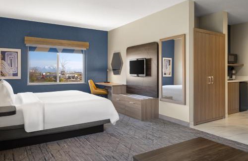 American Fork Hotel | Welcoming Holiday Inn Express & Suites American Fork