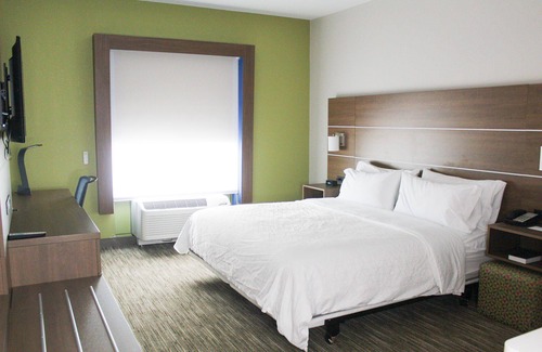 Martinsville Hotel | Comfortable Stay at Holiday Inn Express & Suites Martinsville