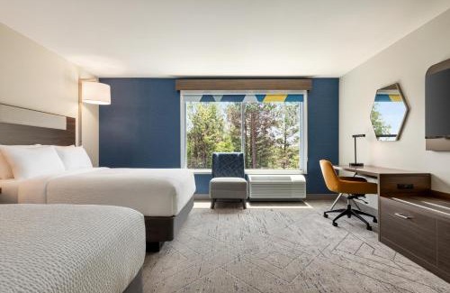 Rhinelander Hotel | Discover Holiday Inn Express & Suites Rhinelander, IHG Hotel