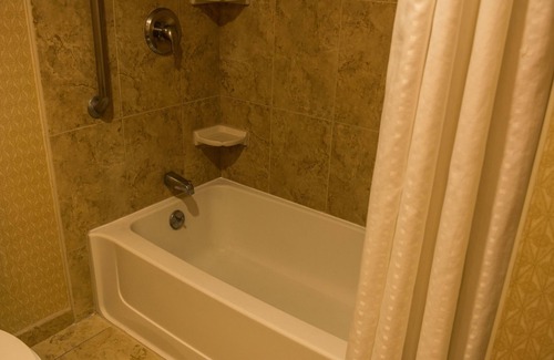 Saltillo Hotel | Discover Holiday Inn Express Saltillo Zona Aeropuerto Stay