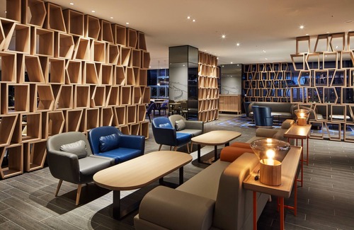 Mapo Hotel | Eco-Friendly Holiday Inn Express Seoul Hongdae - 9/10 Rated