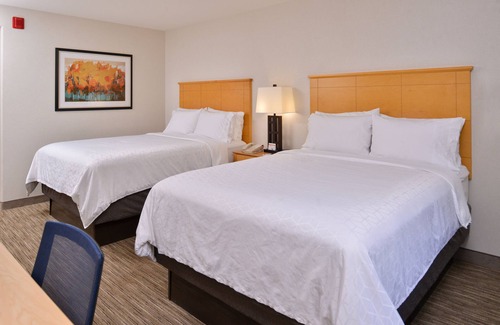 Stockton Hotel | Discover Holiday Inn Express Stockton Southeast, Rated 8.8/10