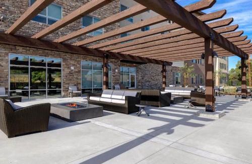 Chino Hills Hotel | Discover Holiday Inn Express & Suites Chino Hills Today