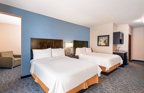 Floresville Hotel | Comfort and Convenience at Holiday Inn Express Floresville