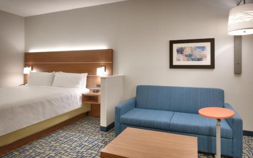 Gainesville Hotel | Discover Comfort at Holiday Inn Express & Suites Gainesville